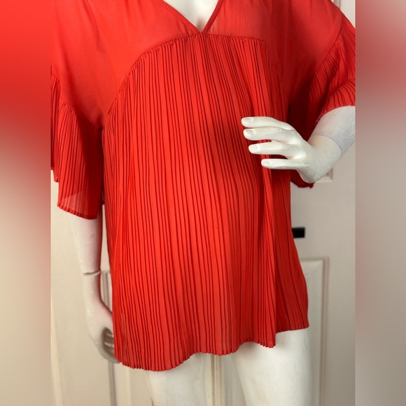 Umgee Red Pleated Batwing Blouse. C34 - Picture 10 of 10